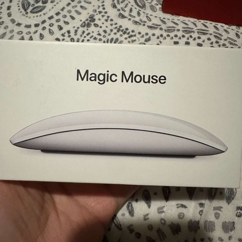 Apple Magic Mouse 2 - MLA02LL/A - Model A1657